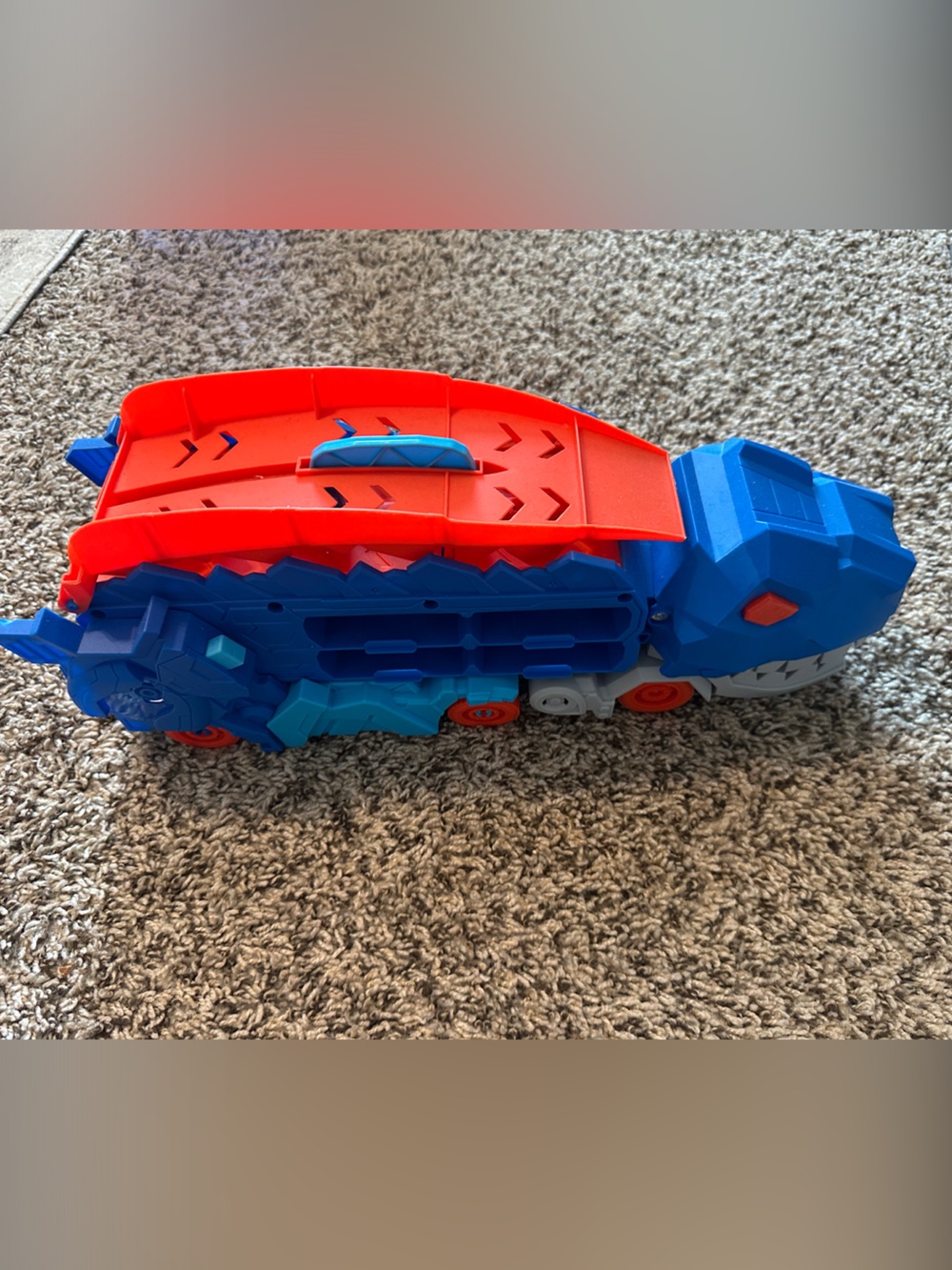 Kids dinosaur storage truck Playset for hot wheels